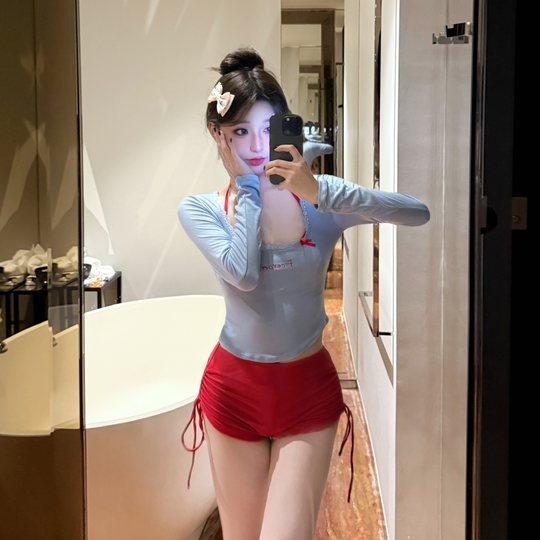 Синий кружевной солнцезащитный бикини с лямкой на бретельках Pure Desire и длинными рукавами