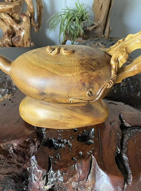 金丝楠木根雕水波纹瘤疤茶壶摆件