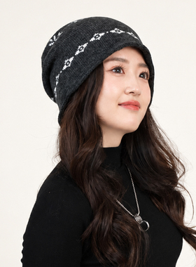 女款保暖护耳显脸小针织堆堆帽