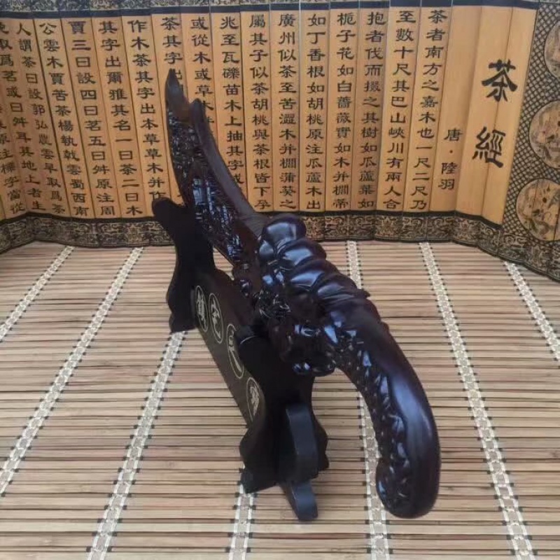 抖音新款黑檀木雕之宝龙刀木摆件 tsangkai曾家银摆件