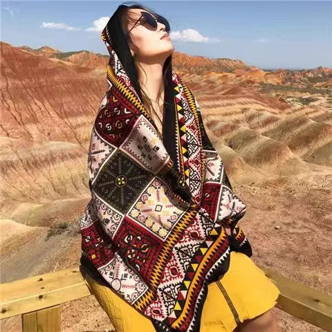 夏季度假披肩外搭女民族风围巾棉麻女西北旅游穿搭西藏丝巾大披肩-图1