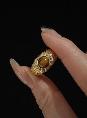 超强保色中古金色虎眼石戒指复古高级感指环微镶锆石宽版食指戒女