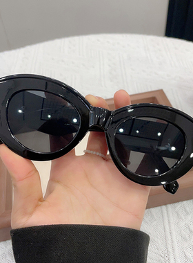女夏墨镜防紫外线眼镜时尚复古