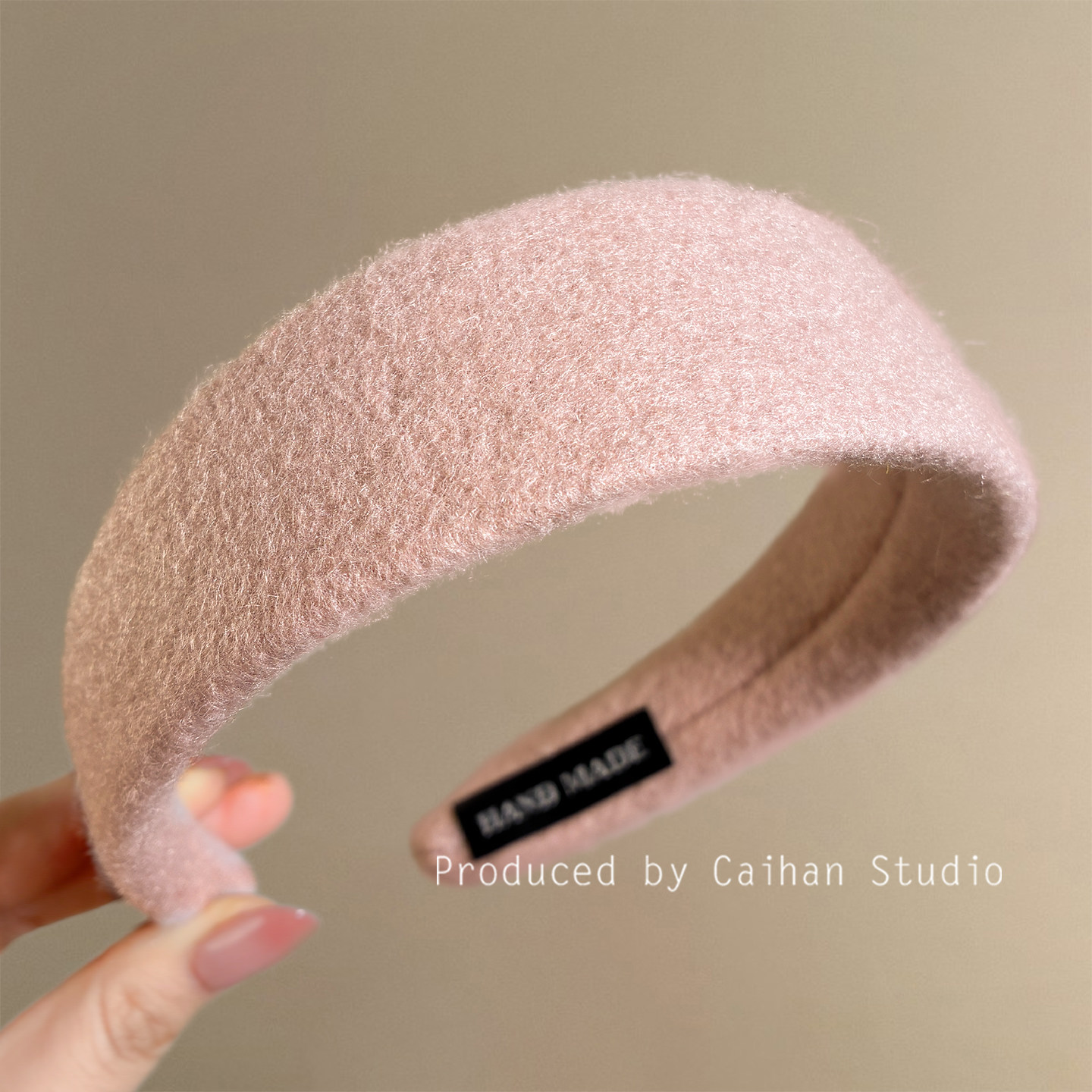 樱粉甜茶~纯色毛呢宽发箍法式优雅气质温柔压法头箍高级感盘发器,淘宝优惠券,粉丝福利购,淘宝优惠卷