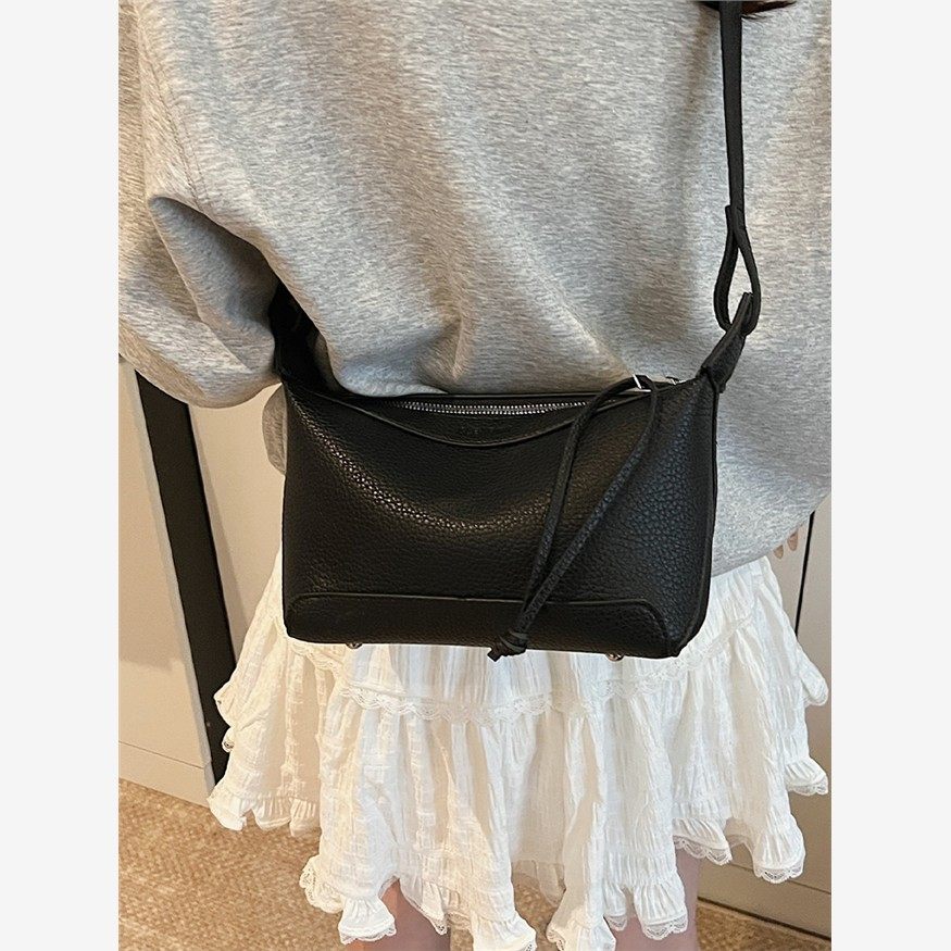 韩国简约气质小包包2025新款时尚荔枝纹小方包夏季流行通勤单肩包,淘宝优惠券,粉丝福利购,淘宝优惠卷