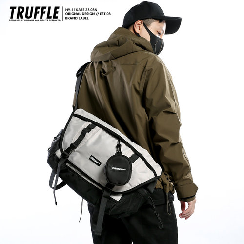 TRUFFLE涂鸦新款大容量单肩斜挎包男15.6寸电脑包学生挎包旅行包 - 图0