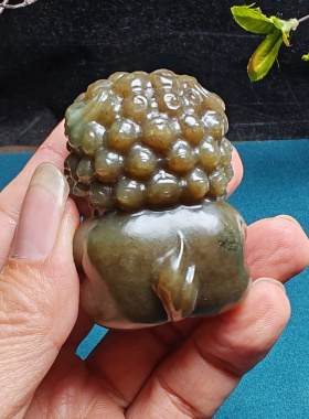 新疆和田玉且末蓝调糖玉醒狮手把件苏工油润精品男女国风事事如意