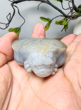 新疆和田玉青花籽料龙龟把件