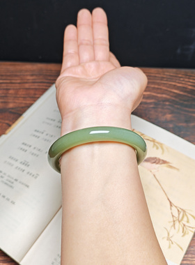 和田玉青白玉飘花手镯59mm保真