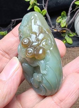 新疆和田玉且末蓝调糖玉金鱼莲蓬荷叶小手把件男女国风鸿运当头