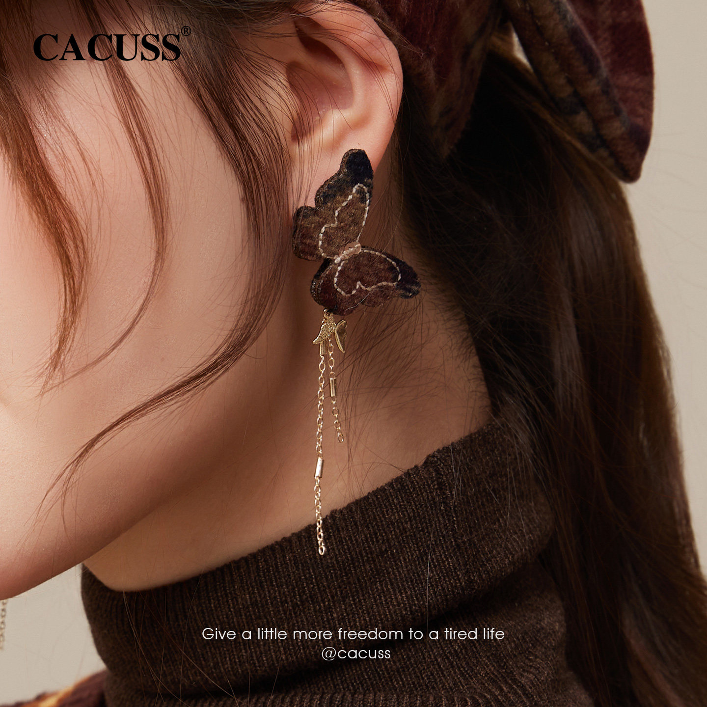 CACUSS轻奢手工耳饰时尚气质耳环冬季新款毛球个性设计耳钉礼盒装,淘宝优惠券,粉丝福利购,淘宝优惠卷