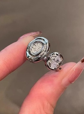 PURE 老钱风徽章戒指女小众设计vintage中古银色轻奢感气质食指戒