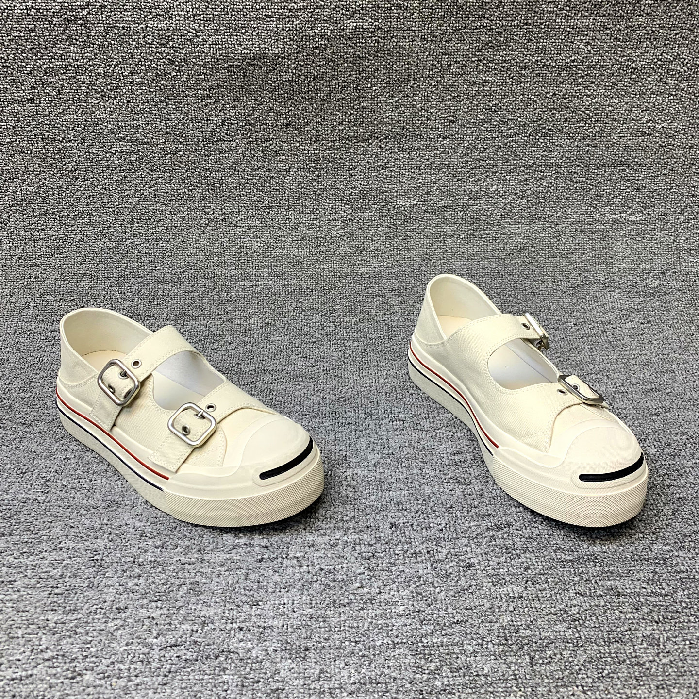 欧洲站女鞋2026春季新款欧货布面皮带扣浅口厚底时尚圆头帆布鞋女,淘宝优惠券,粉丝福利购,淘宝优惠卷