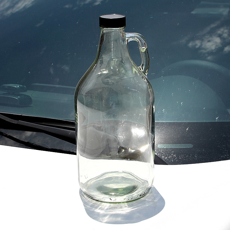 California glass bottle 4 catties large sealed bottle Home-brew container Medicinal wine bottle Wine bottle Fruit wine bottle