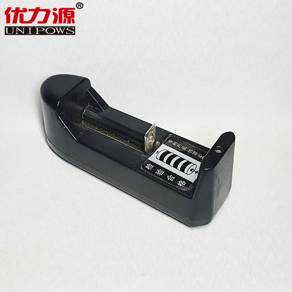 优力源18650 17500 14500 10440 16340 锂电池单槽充电器128S1-A - 图0