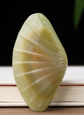 和田玉籽料贝壳手把件