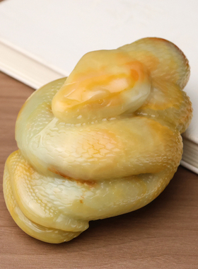 和田玉籽料生肖蛇手把件