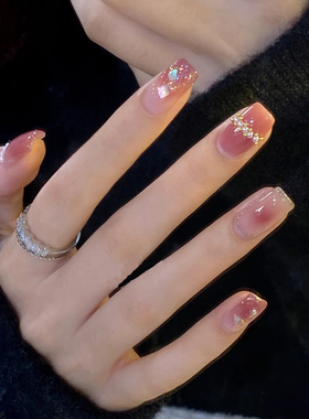 少女纯欲腮红美甲写真集拍婚纱穿戴式假指甲成品可拆卸小红书同款