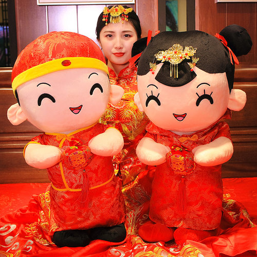 婚庆压床娃娃一对结婚毛绒玩具婚礼公仔金童玉女唐装喜庆娃娃礼品 - 图1