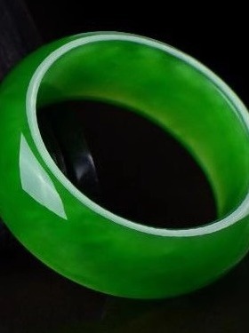 新疆和田玉碧玉戒指籽料指环菠菜绿尾戒阳绿辣色戒圈高级感男女款