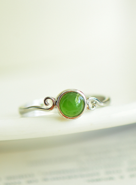 素蛋面戒指新疆和田玉碧玉