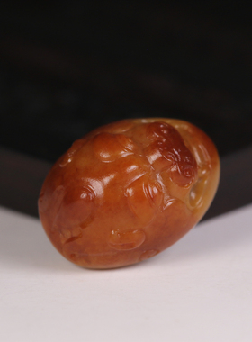 新疆和田玉籽料红沁貔貅戒面