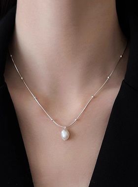 极简风巴洛克珍珠吊坠项链女款气质高级感百搭锁骨链时尚轻奢颈链