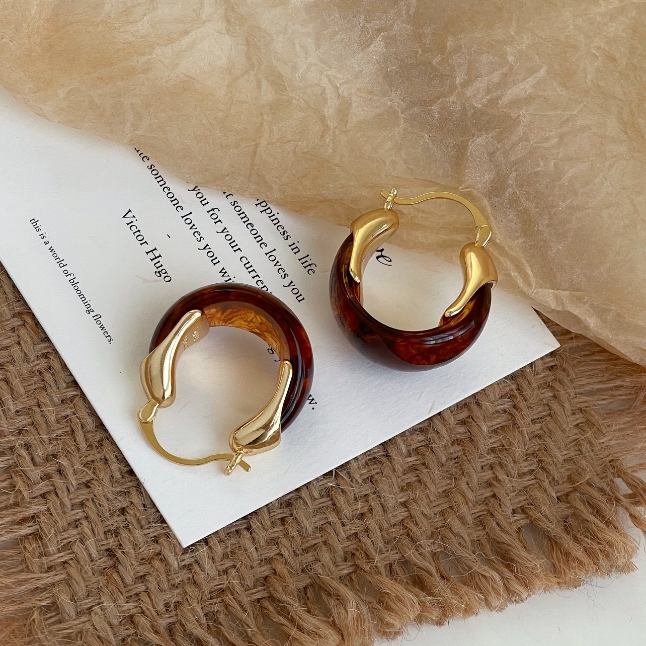 「琥珀余晖」美拉德耳饰蚊香盘耳夹女无耳洞耳扣轻奢复古耳环气质,淘宝优惠券,粉丝福利购,淘宝优惠卷