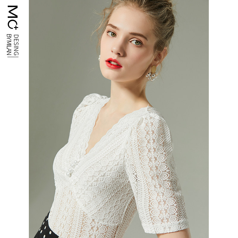 洋气低领蕾丝女2020新款设计感小衫 沫加蕾丝衫/雪纺衫