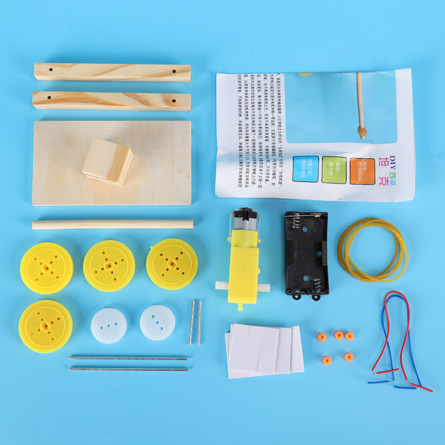 Popular science on children's diy handmade technology materials tanks and vehicles