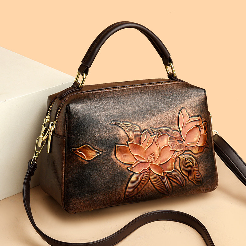 印花新中式国风包包女士2025新款刺绣真皮妈妈包时尚中年斜挎包女,淘宝优惠券,粉丝福利购,淘宝优惠卷