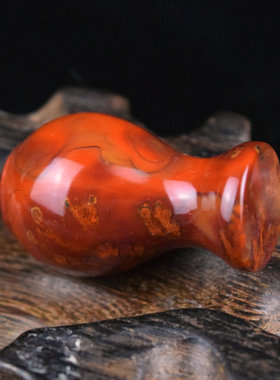 天然战国红玛瑙小花瓶吊坠挂件