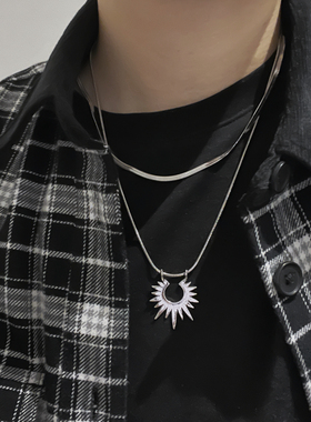 欧美钛钢太阳吊坠项链男女通用