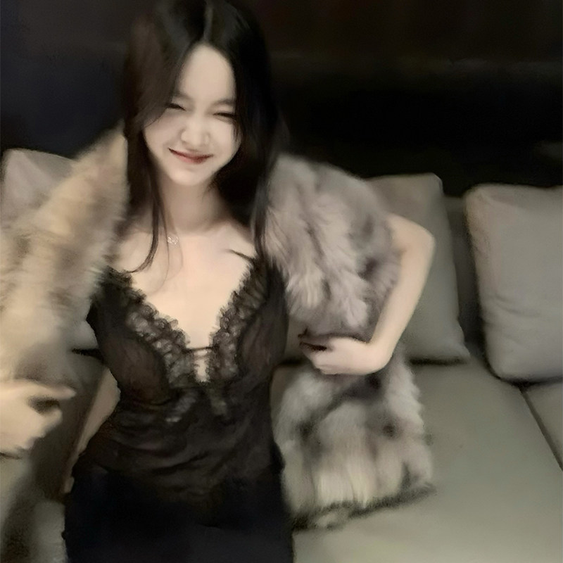 GYOKUU 神秘冷棕 蝴蝶刺绣蕾丝花边镂空双层吊带,淘宝优惠券,粉丝福利购,淘宝优惠卷