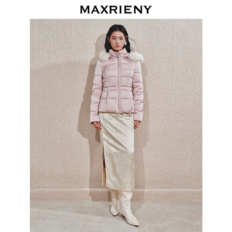 MAXRIENY精致优雅感羽绒服24冬新款毛领装饰收腰连帽保暖外套女