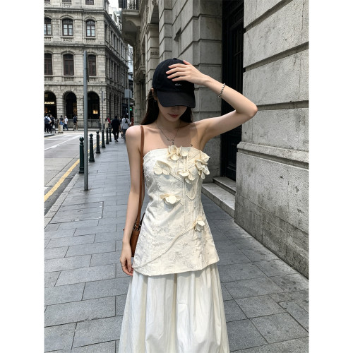 HUAX 纯欲风立体花瓣抹胸背心女装夏季小众收腰显瘦露肩百搭上衣 - 图2