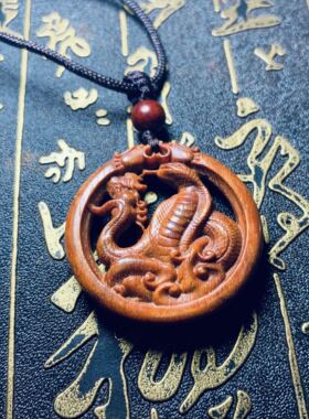 小叶紫檀生肖木头虎马狗猪兔吊坠