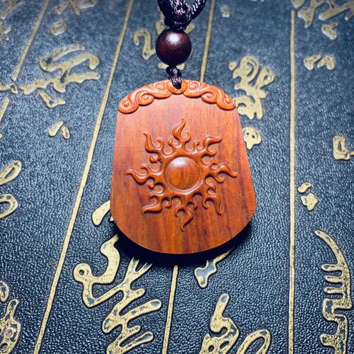 小叶紫檀红木火焰太阳神挂件男女项链红木雕吊坠五行补火钥匙扣 - 图0