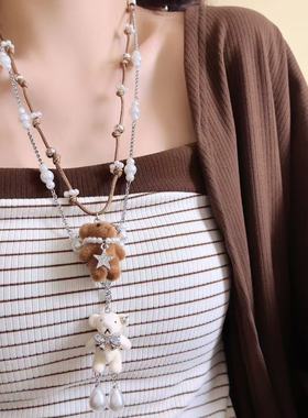 秋冬可爱卡通毛绒小熊吊坠新款女小众设计甜美百搭长款毛衣链配饰