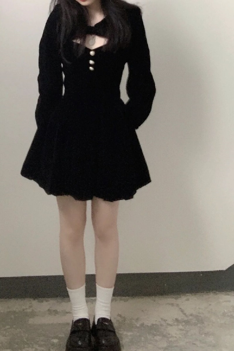 大码女装秋冬新款纯欲复古黑色丝绒收腰连衣裙胖mm辣妹显瘦小黑裙,淘宝优惠券,粉丝福利购,淘宝优惠卷