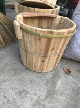老式家用碳木火桶可坐火桶家用木碳木火桶学生烤火桶炭火桶