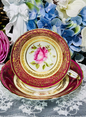 杯中漂浮玫瑰咖啡杯碟骨瓷