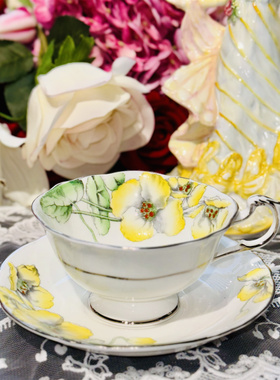 西洋古董 paragon 双狮全手绘黄色花卉描金骨瓷咖啡杯碟 现货