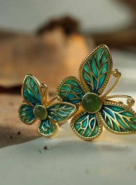 纯银蝴蝶和田玉碧玉大戒指