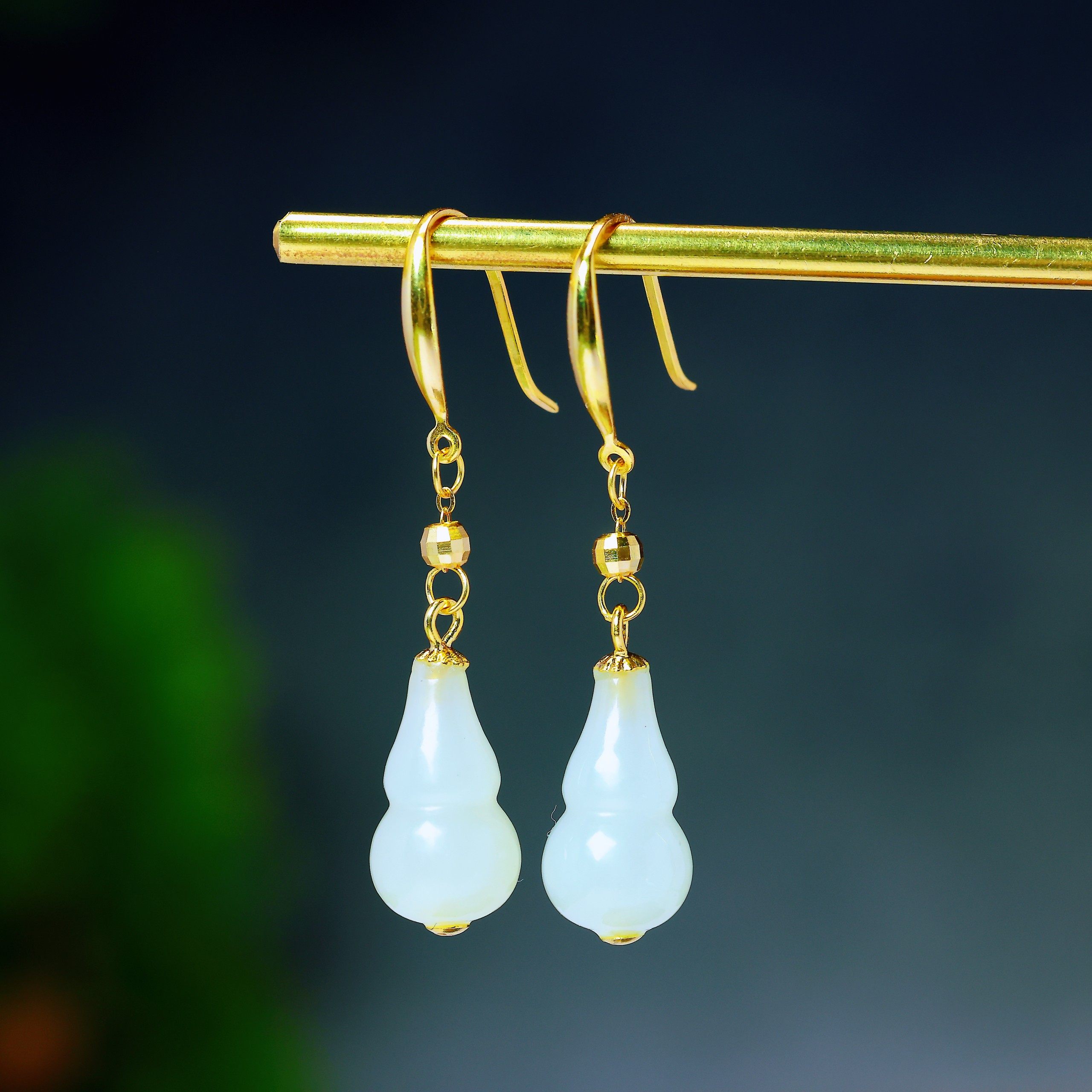 天然和田玉羊脂白玉925银小巧葫芦耳坠气质百搭玉石耳环耳饰,淘宝优惠券,粉丝福利购,淘宝优惠卷