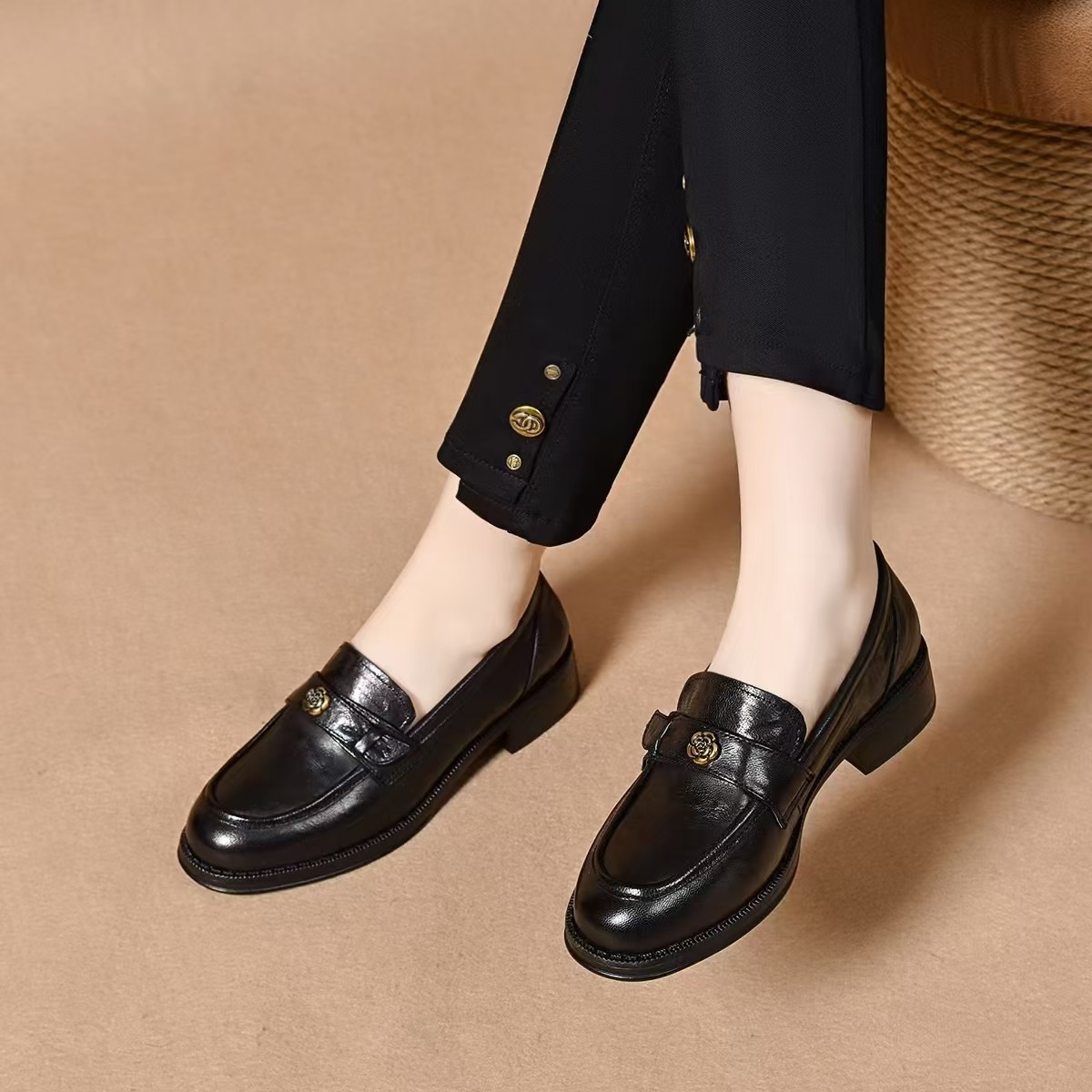 山茶花厚底乐福鞋女2026春季新款羊皮英伦风真皮小皮鞋一脚蹬单鞋,淘宝优惠券,粉丝福利购,淘宝优惠卷