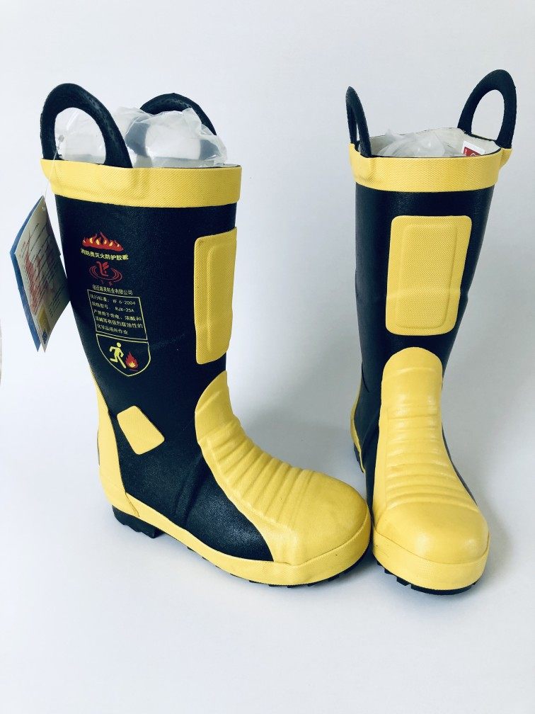 消防靴3C认证战斗靴防护耐高温防穿刺14款17款消防鞋子消防专用靴,淘宝优惠券,粉丝福利购,淘宝优惠卷