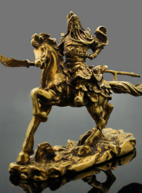 骑马关公武财神像小摆件铜艺礼品装饰办公台黄铜武圣关公
