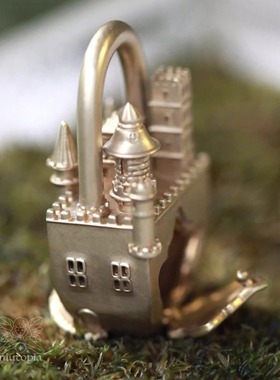 设计师原创925纯银项链吊坠，纯手工打造，可以打开门的精灵城堡