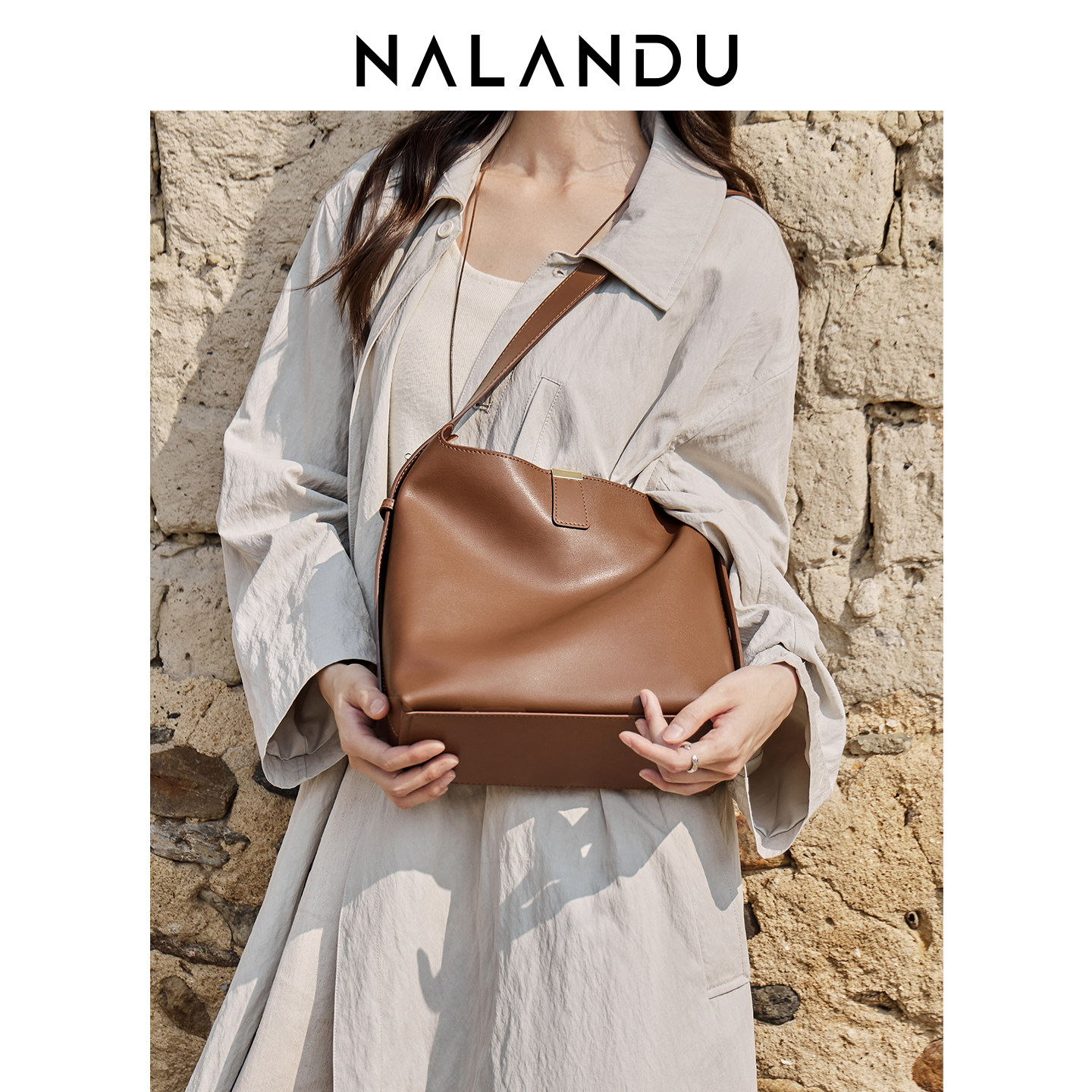 纳兰杜包包女式2025新款水桶包女款大容量通勤单肩斜挎包牛皮女包,淘宝优惠券,粉丝福利购,淘宝优惠卷